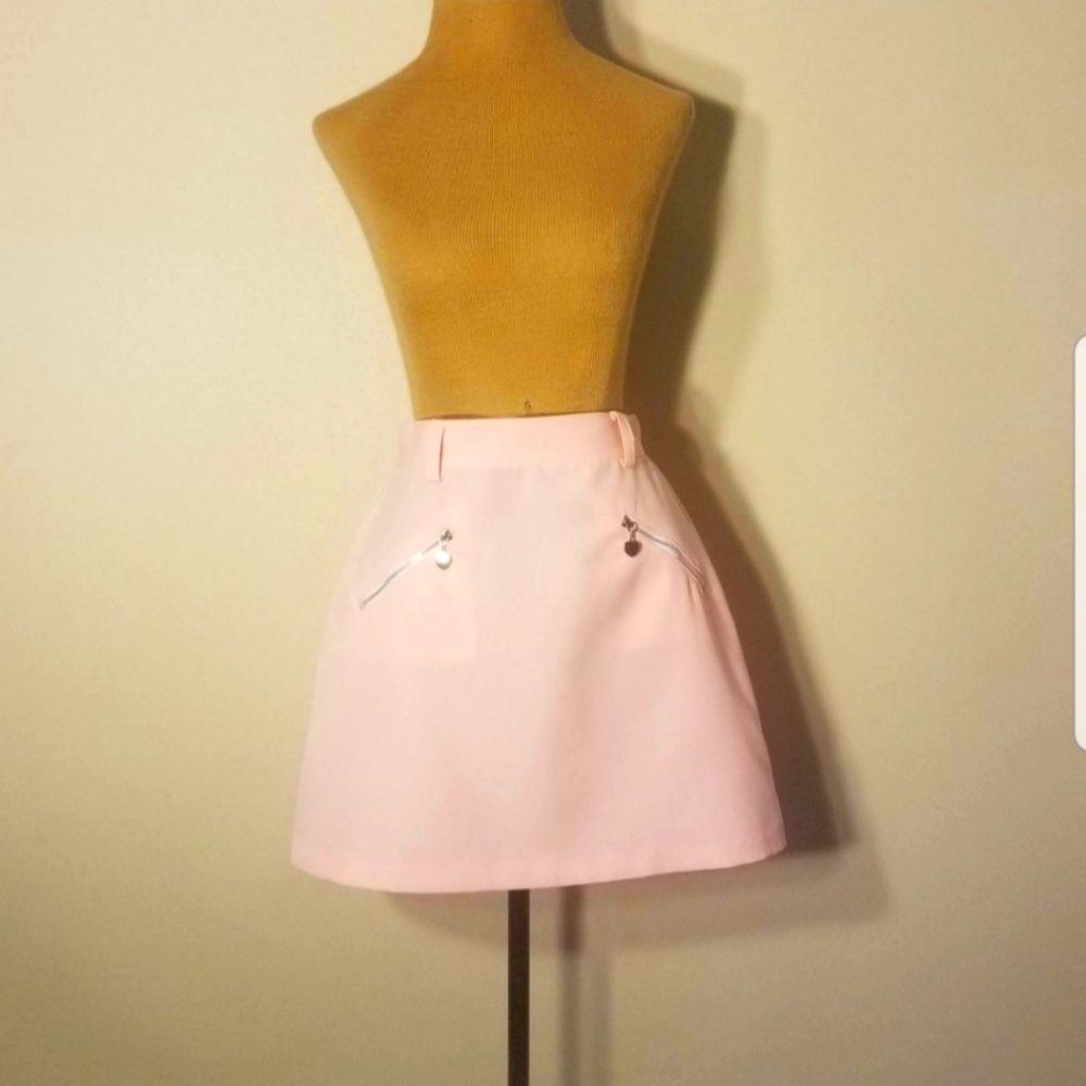 90's Vintage Rampage Clothing Co. R-Wear Baby Pink w/ Silver-like heart zippers